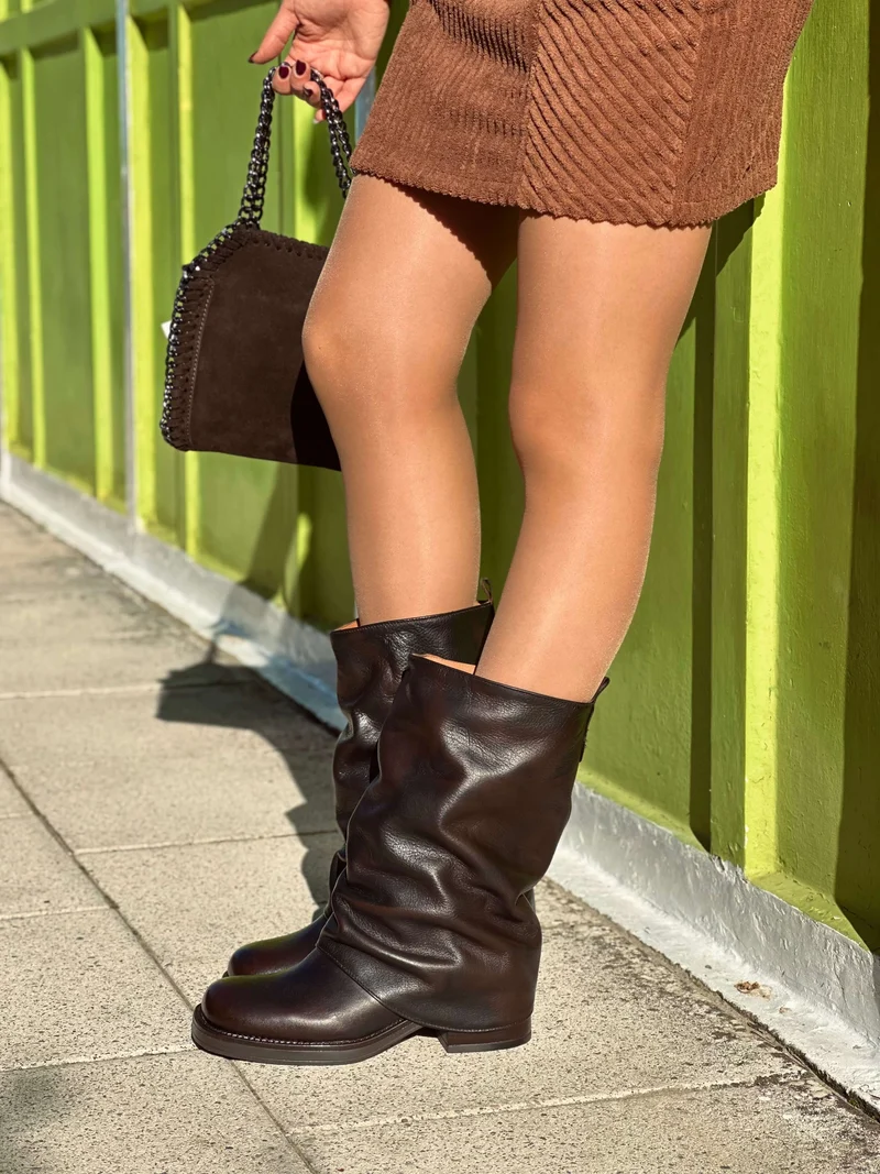 Biker con Ghetta Punta Quadrata Mid-High Vera Pelle Testa di Moro