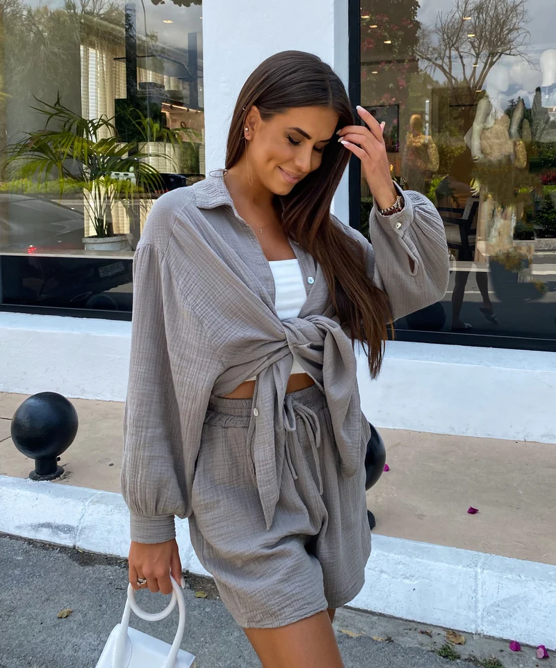 Oversize Musselin Bluse Freya Taupe Kurz