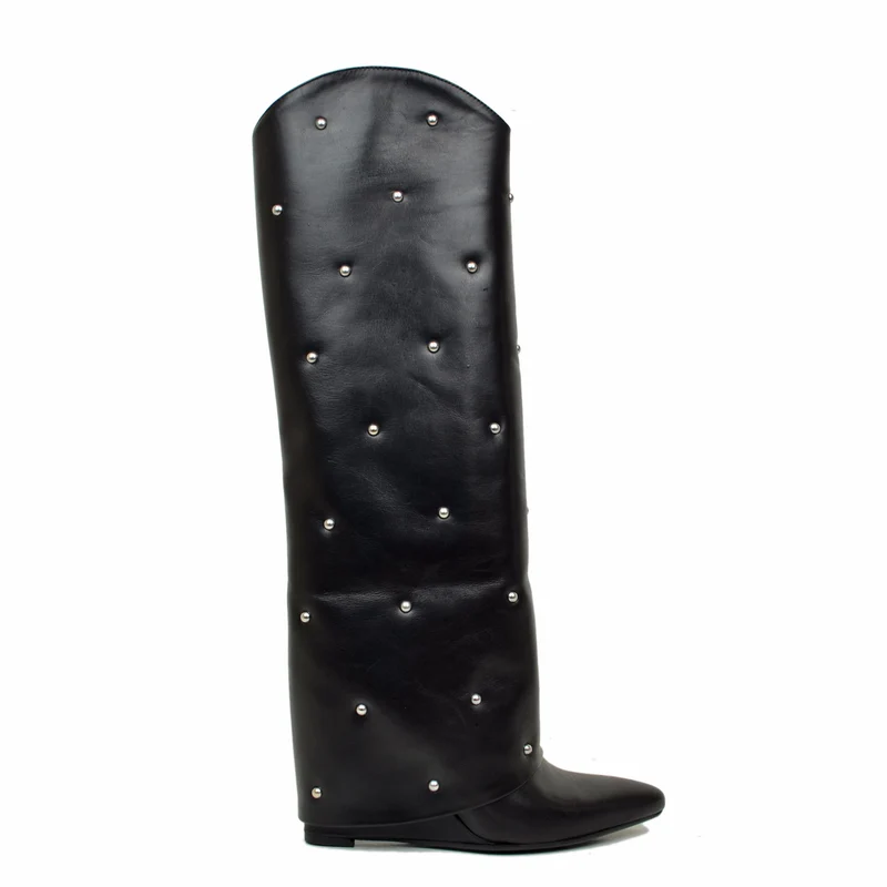 Stivali con Ghetta e Borchie Argentate Tacco a Zeppa di 9 Cm Limited Edition