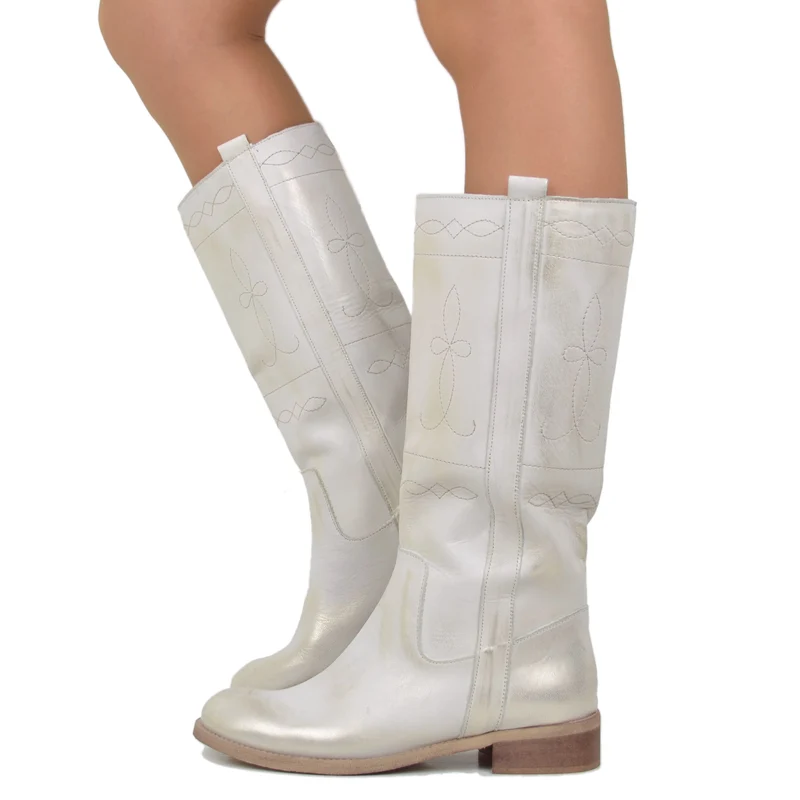 Stivali Camperos Donna in Pelle Laminata color Platino Made in Italy