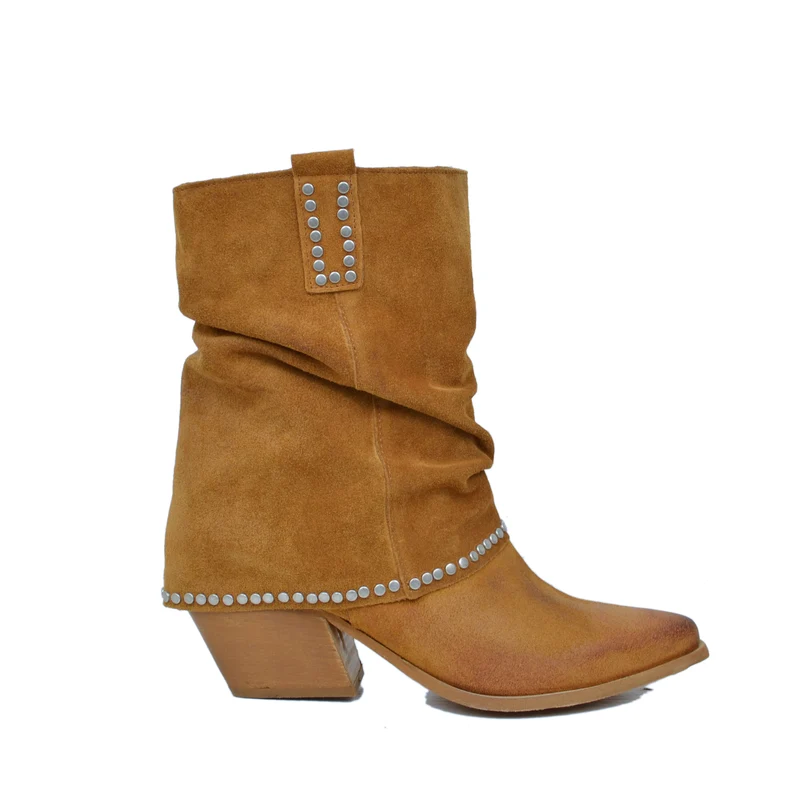 Stivaletti Texani Donna in Pelle Scamosciata Cuoio con Borchie