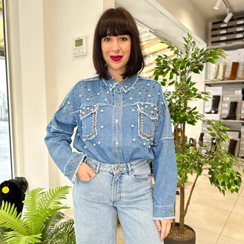 Camicia Denim Ada con Borchie e Strass Gioiello