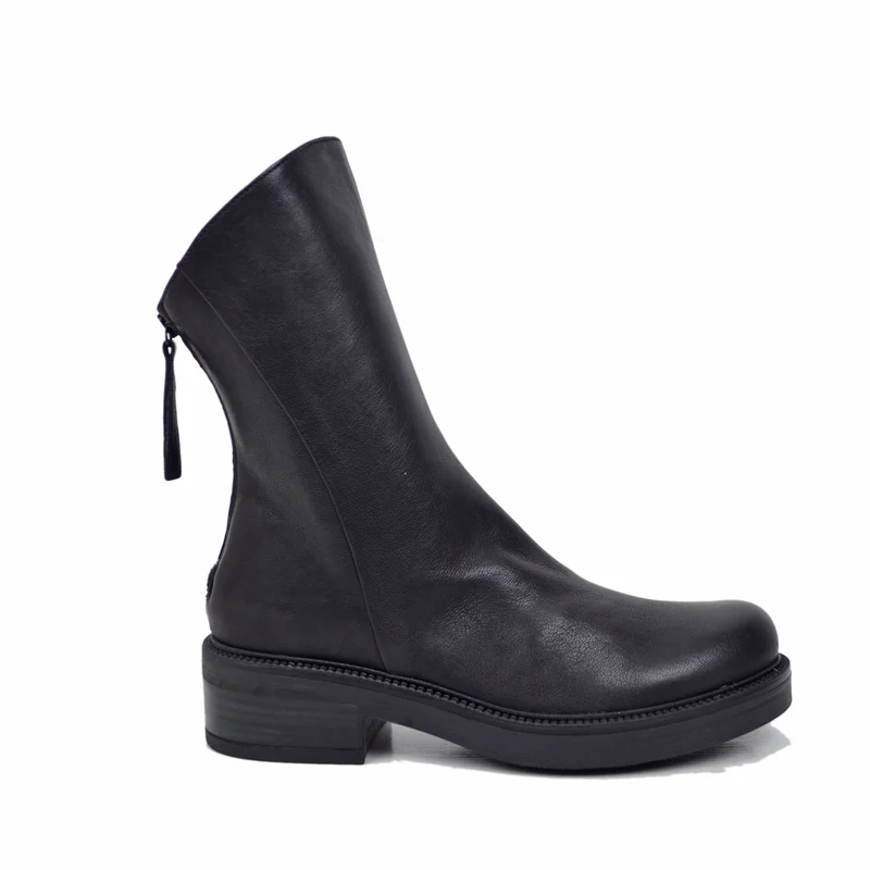 Stivaletti alla Caviglia con Zip Posteriore in Vera Pelle Total Black