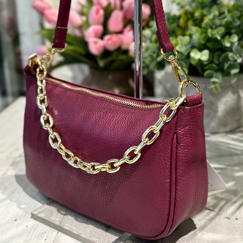 Borsa in Pelle Classica Bordeaux con Catena a Spalla