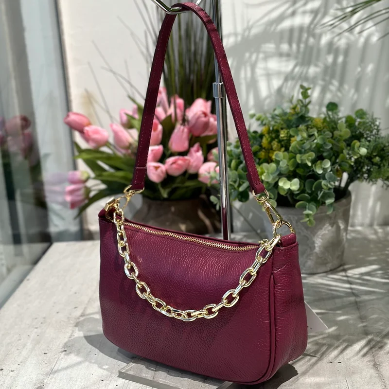 Borsa in Pelle Classica Bordeaux con Catena a Spalla