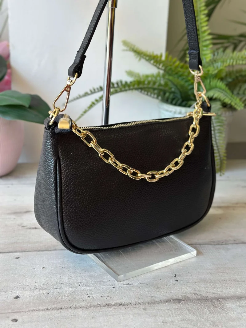 Borsa in Pelle Nera con Catena Dorata a Spalla con tracolla interna LUANA