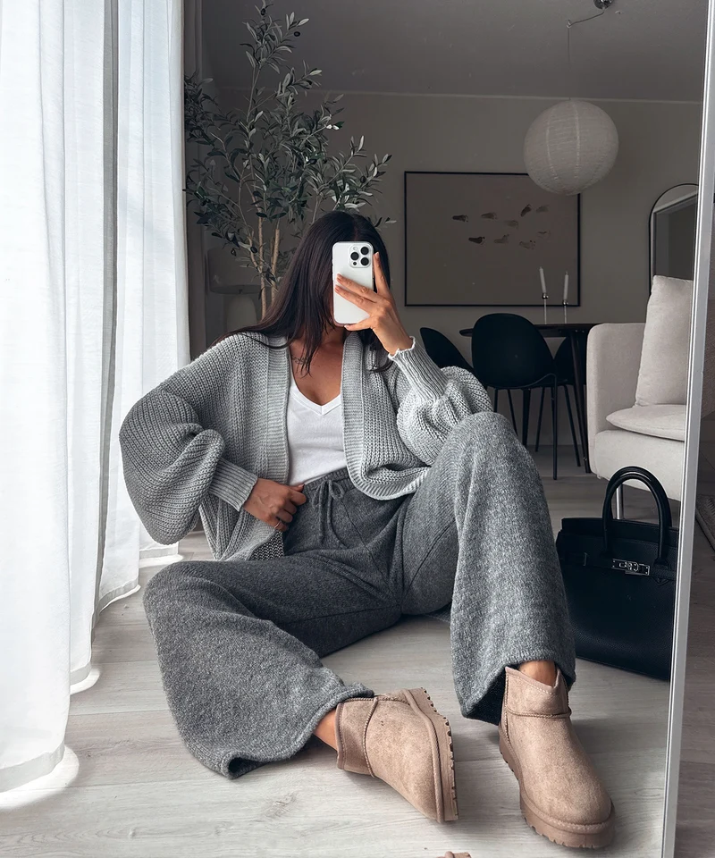 Cardigan Leilani Kurz Hellgrau