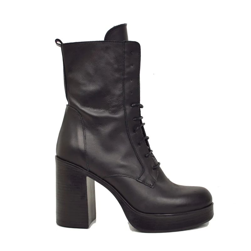 Stivaletti Donna Stringati con Plateau e Tacco Alto Made in Italy