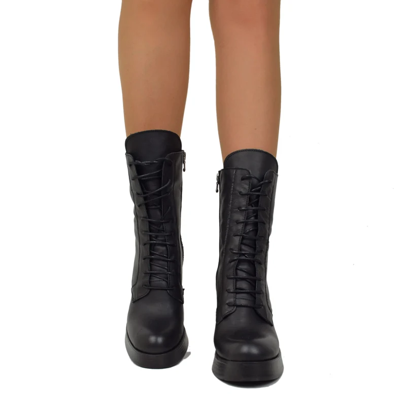 Stivaletti Donna Stringati con Plateau e Tacco Alto Made in Italy