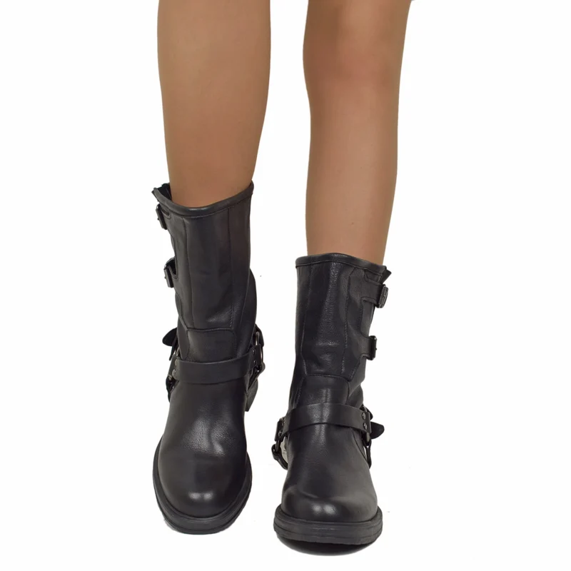 Biker Police Basso 4 Fibbie Punta Stondata Total Black Fondo Gomma