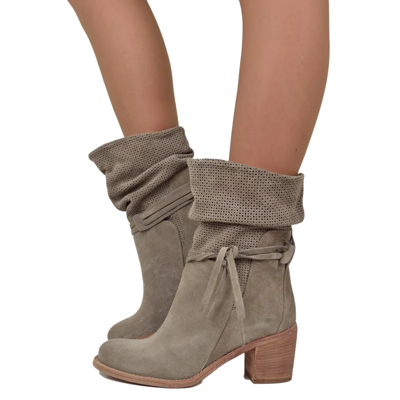 Stivaletti Donna Scamosciati in Pelle Taupe Traforati Made in Italy