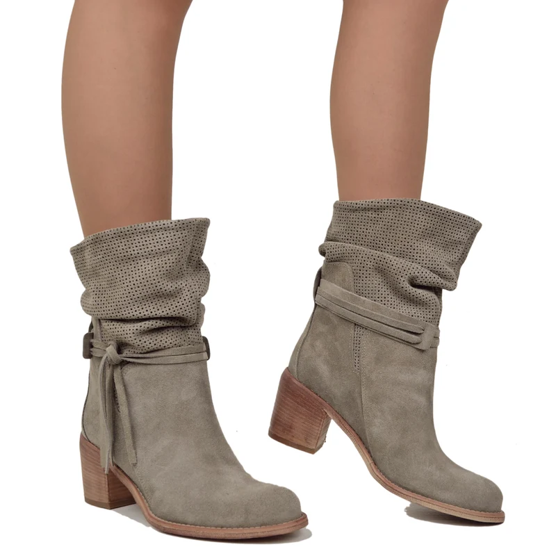 Stivaletti Donna Scamosciati in Pelle Taupe Traforati Made in Italy