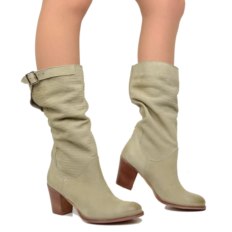 Stivali Donna Taupe con Tacco Medio in Pelle Nabuk Zigrinata