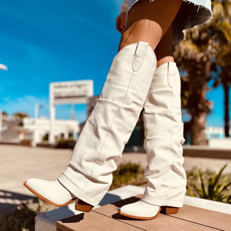 Stivali Texani Alti con Ghetta in Pelle Offwhite Made in Italy
