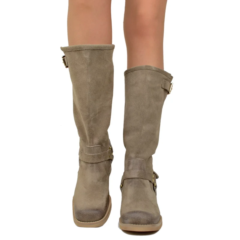 Stivali Donna in Pelle Scamosciata Taupe con Punta Squadrata