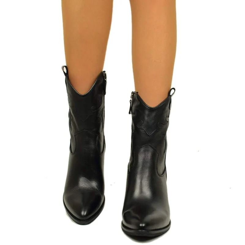 Stivaletti Texani Donna in Pelle Nera Ricamati con Zip