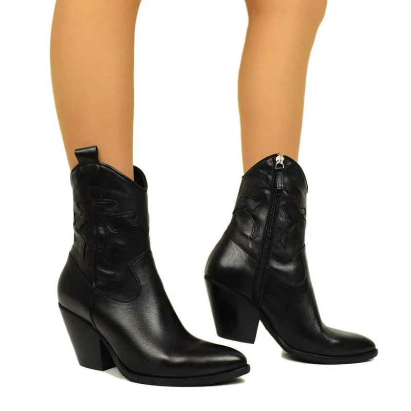Stivaletti Texani Donna in Pelle Nera Ricamati con Zip