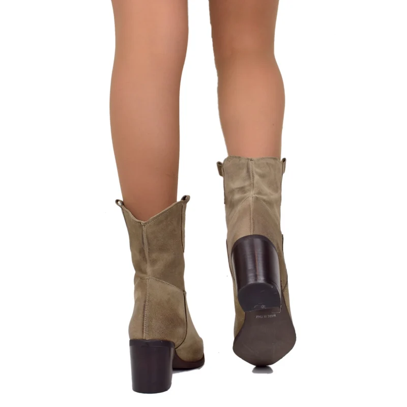 Stivaletti Texani in Pelle Scamosciata Taupe con Tacco Medio