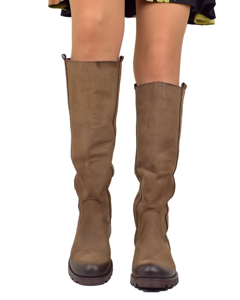 Stivali Donna in Pelle Nabuk Marrone Fondo in Gomma Made in Italy