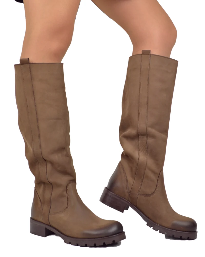 Stivali Donna in Pelle Nabuk Marrone Fondo in Gomma Made in Italy