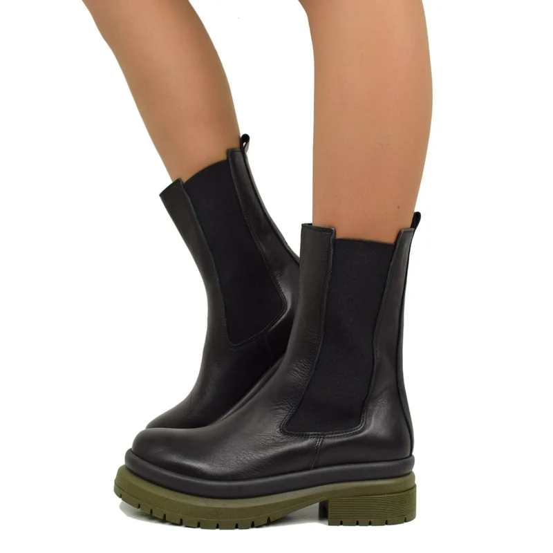 Stivaletti Beatles Donna Neri Made in Italy con Inserti Elasticizzati