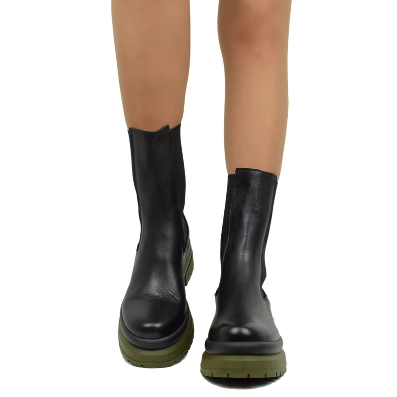 Stivaletti Beatles Donna Neri Made in Italy con Inserti Elasticizzati