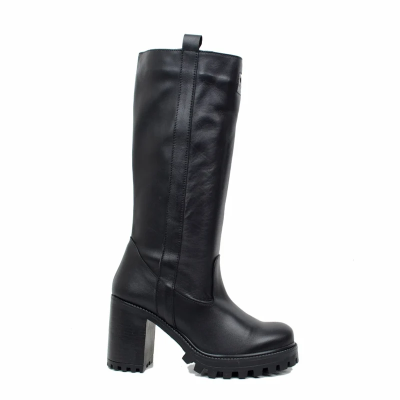Stivali Biker in Pelle Neri con Fondo Carrarmato Made in Italy