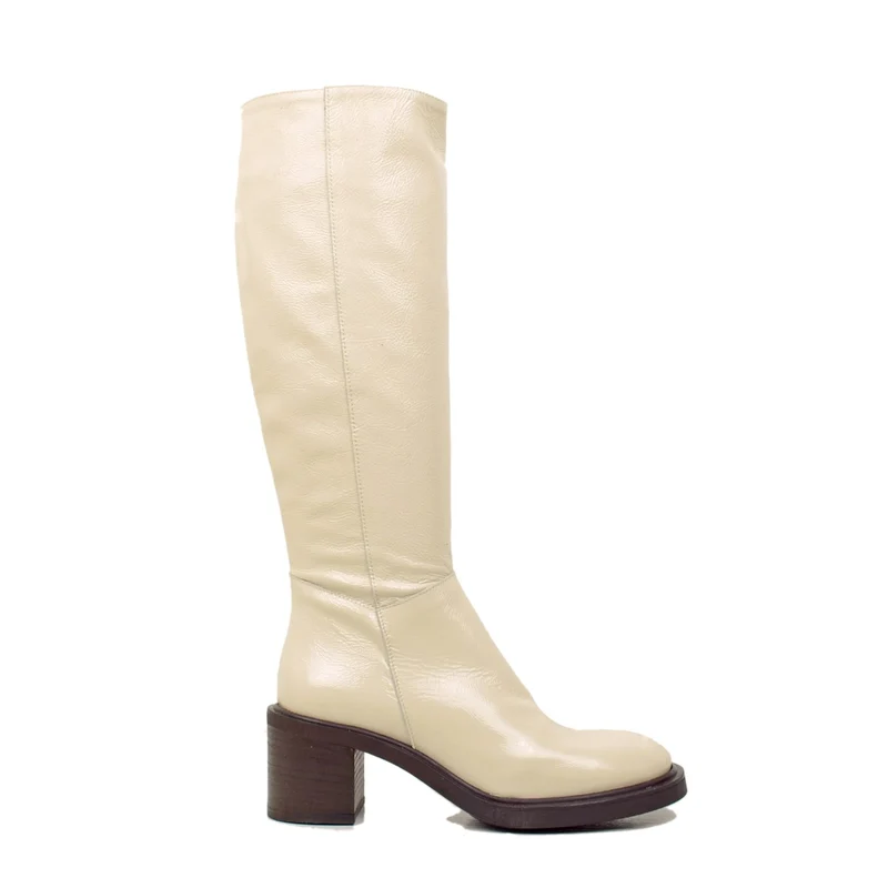 Stivali Donna Cavallerizza in Pelle Vernice Bianca Made in Italy.