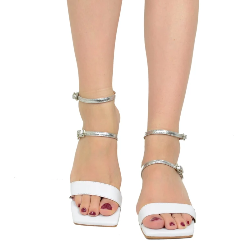 Sandali Donna Bianchi Eleganti con Cinturino Regolabile Made in Italy