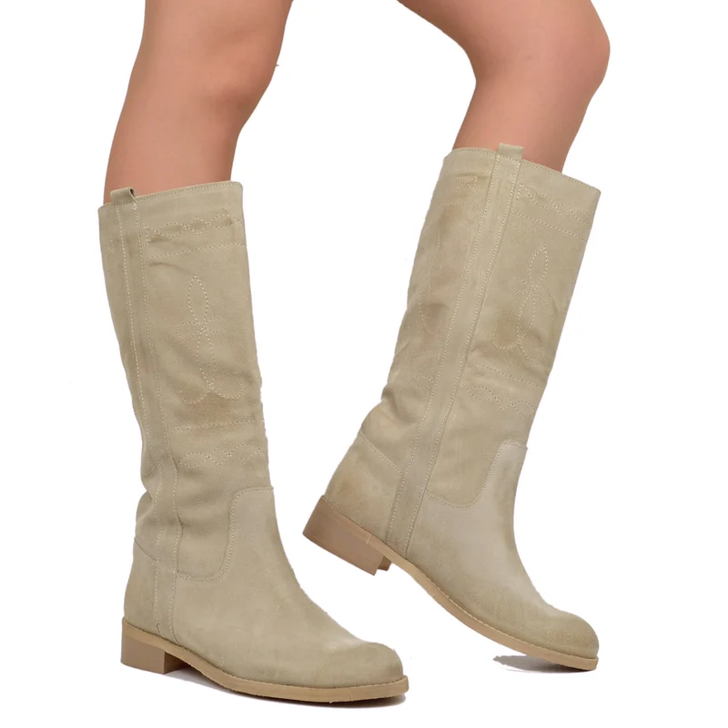 Stivali Camperos Donna Scamosciati Beige con Ricami Made in Italy