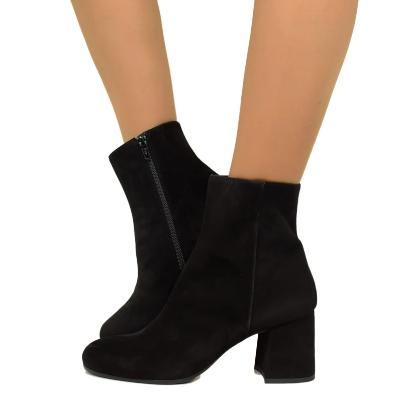 Stivaletti Donna Neri in Pelle Scamosciata Tacco Medio con Zip