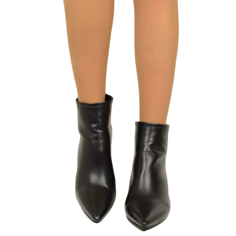 Stivaletti Donna Neri in Pelle con Zip Made in Italy