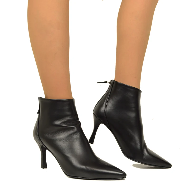 Stivaletti Donna Neri in Pelle con Zip Made in Italy