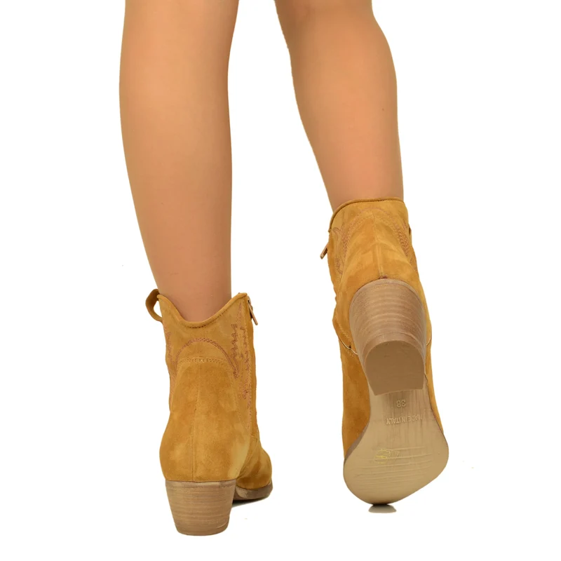 Stivaletti Texani Donna in Pelle Scamosciata Cuoio Made in Italy