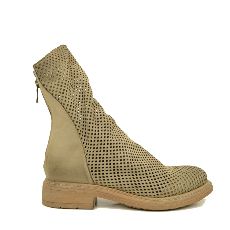 Stivaletti Biker Donna Traforati in Pelle Taupe con Zip