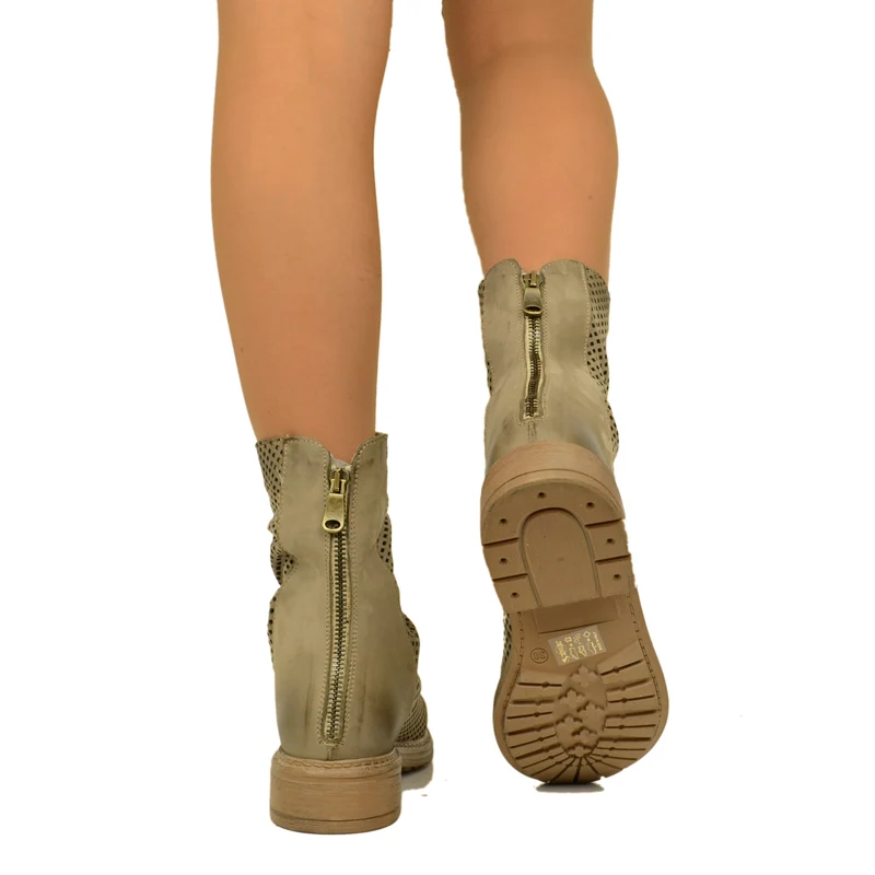 Stivaletti Biker Donna Traforati in Pelle Taupe con Zip