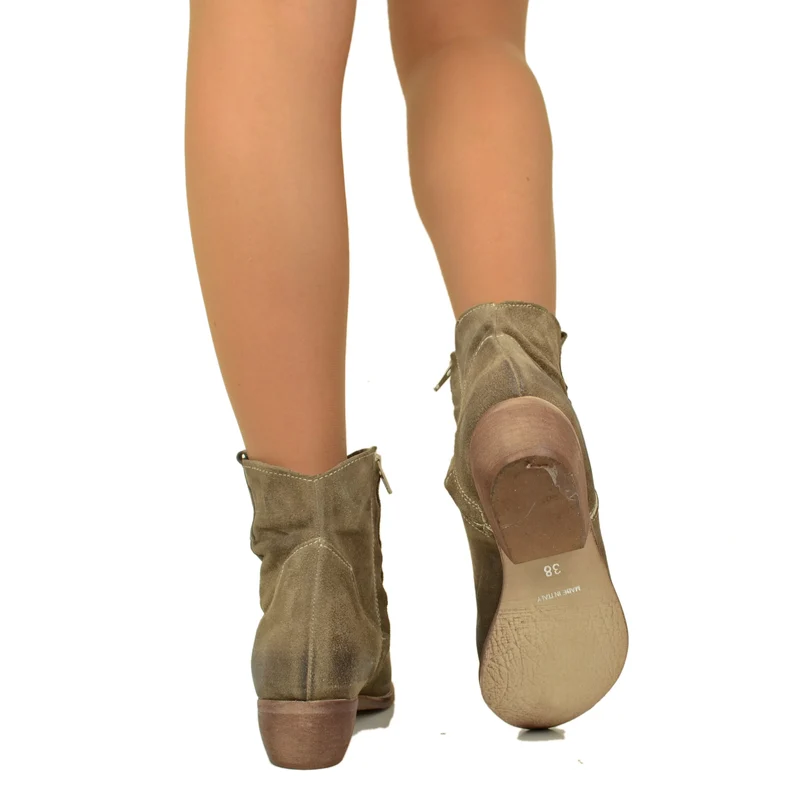 Stivaletti Donna Texani in Pelle Scamosciata Taupe Made in Italy