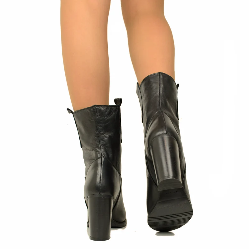 Stivaletti Donna in Pelle Neri con Tacco 9 cm