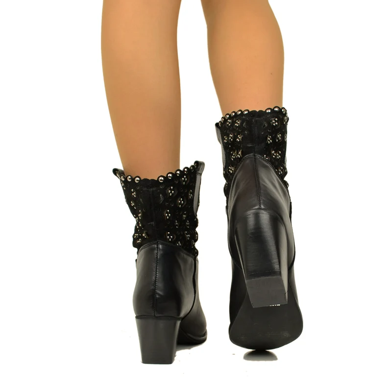 Stivaletti Texani Donna Neri in Pelle con Borchie Made in Italy