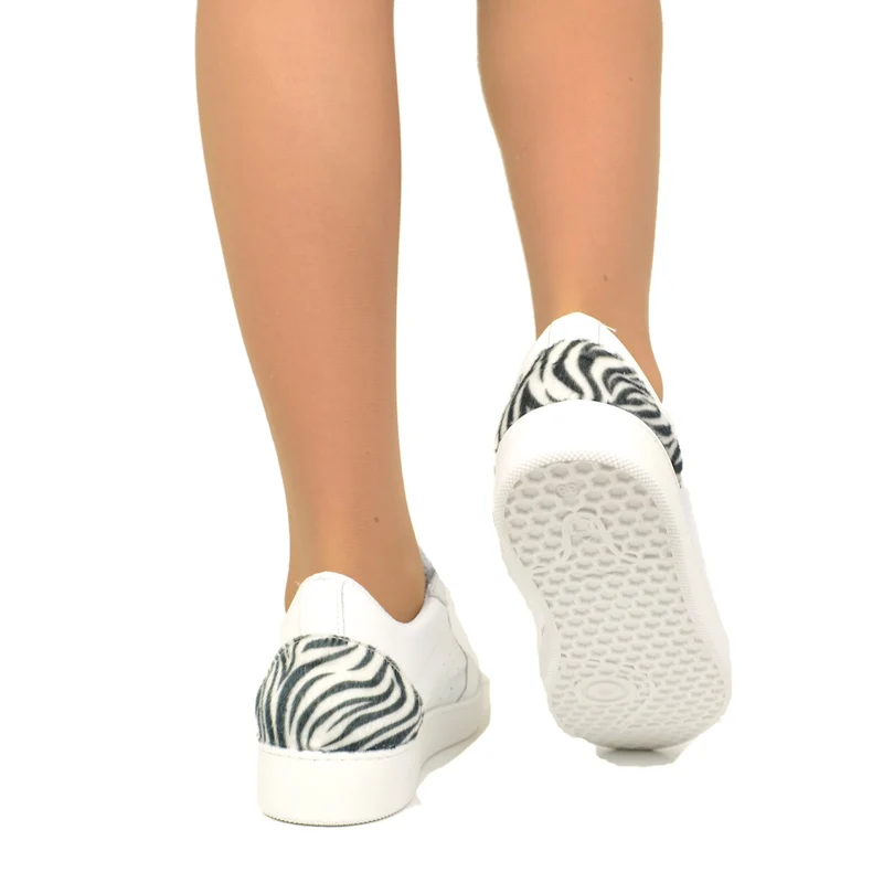 Sneakers Donna in Pelle Bianca con Tallonetta Zebrata