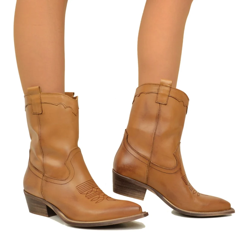 Stivaletti Donna Texani in Pelle Marroni Made in Italy