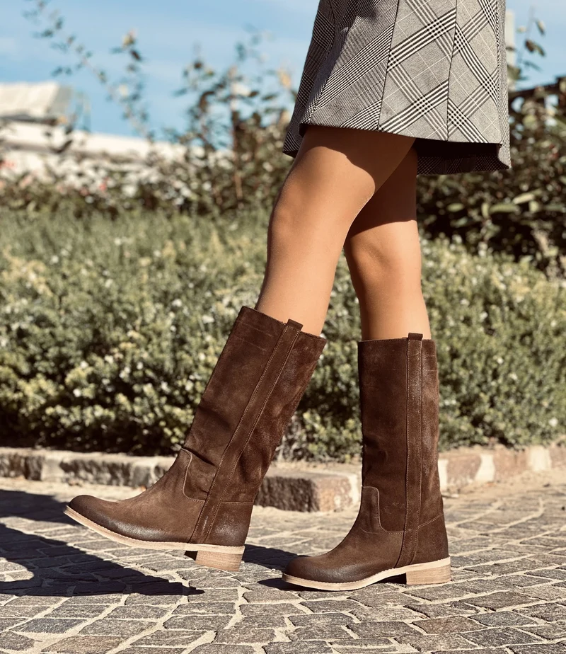 Stivali Camperos Donna Testa di Moro in Pelle Vintage Scamosciata