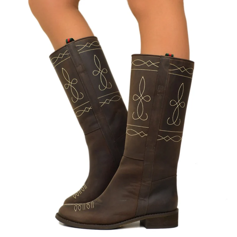 Stivali Camperos Donna in Pelle Nabuk Marrone con Ricami
