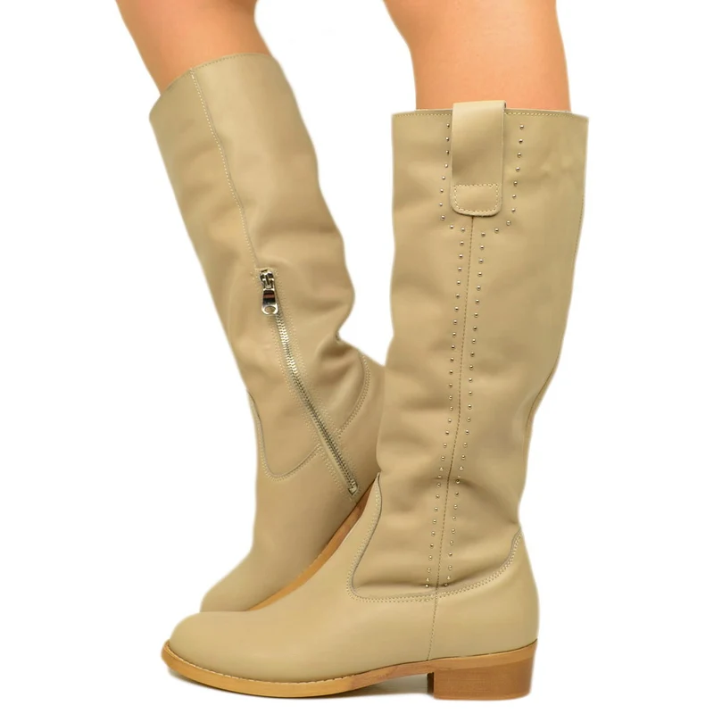 Stivali Donna Alti in Pelle Beige con Borchie Made in Italy