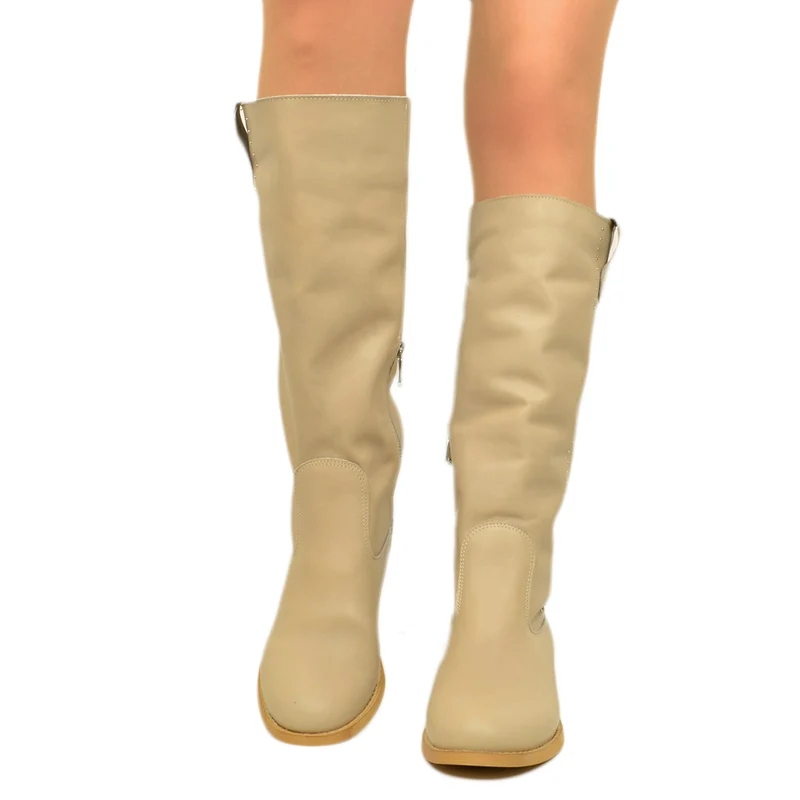 Stivali Donna Alti in Pelle Beige con Borchie Made in Italy