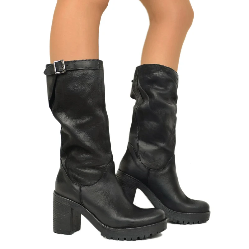 Stivali Donna in Pelle Nabuk Neri con Tacco Made in Italy