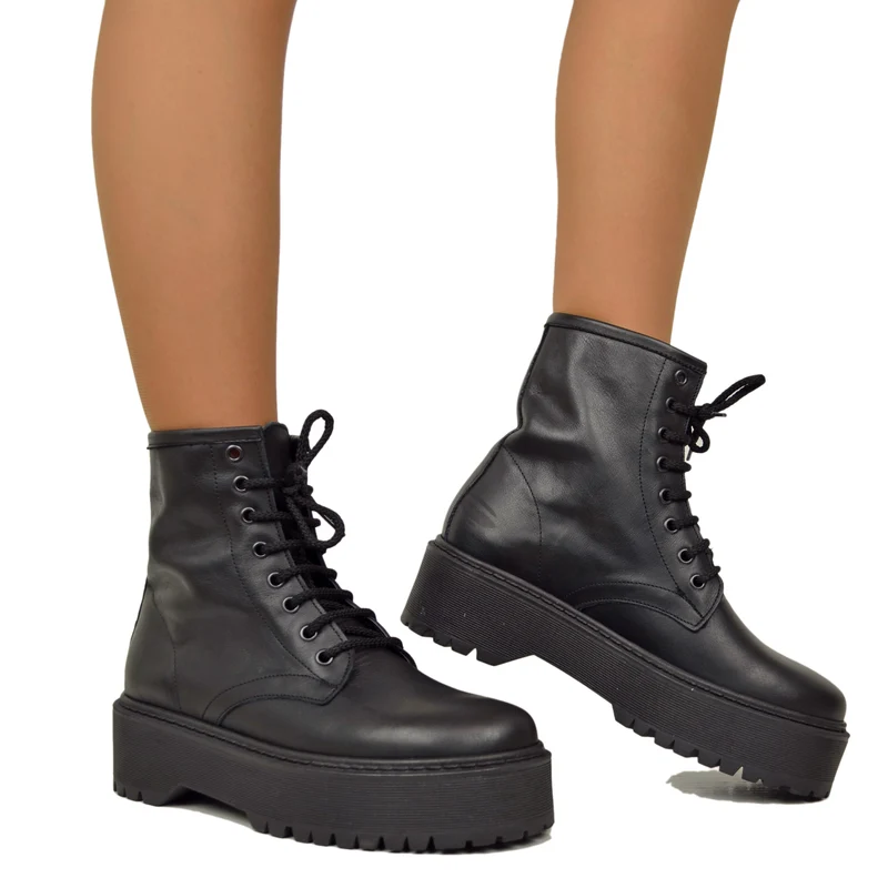 Stivaletti Donna Anfibi Neri con Lacci e Fondo Platform Made in Italy