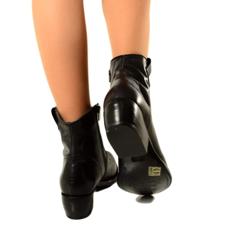 Stivaletti Texani Donna in Pelle Vintage Neri Made in Italy