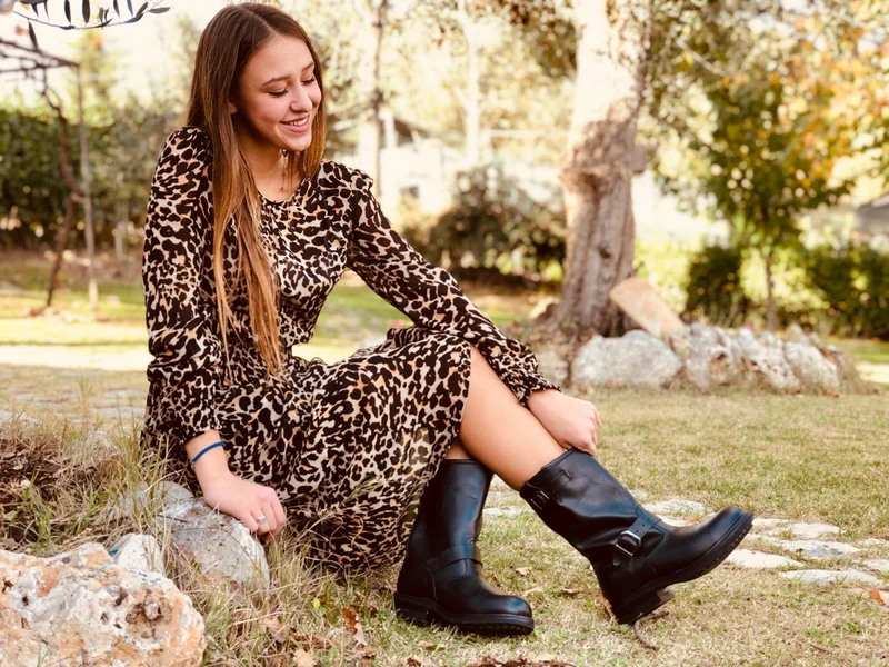 Stivali Donna Metal Biker Boots Punta in Ferro Pelle Nera