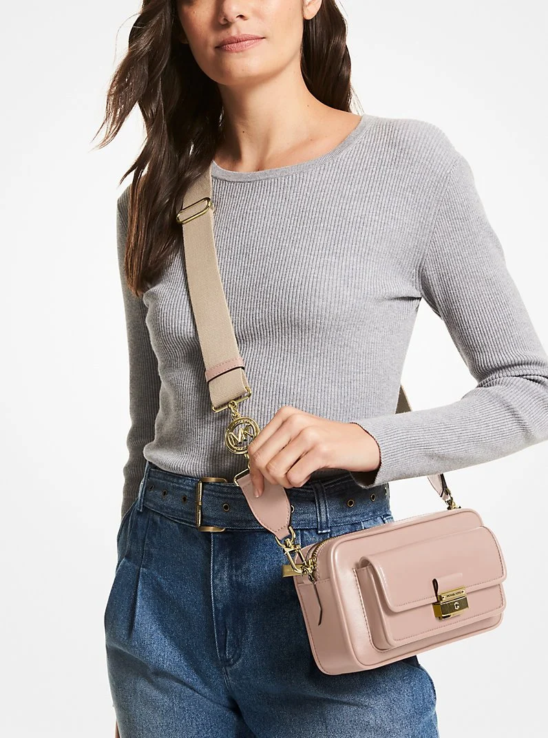 Michael Kors Umhaengetasche Damen Pocket Camera Bag Soft Pink 32F1G2BC2L